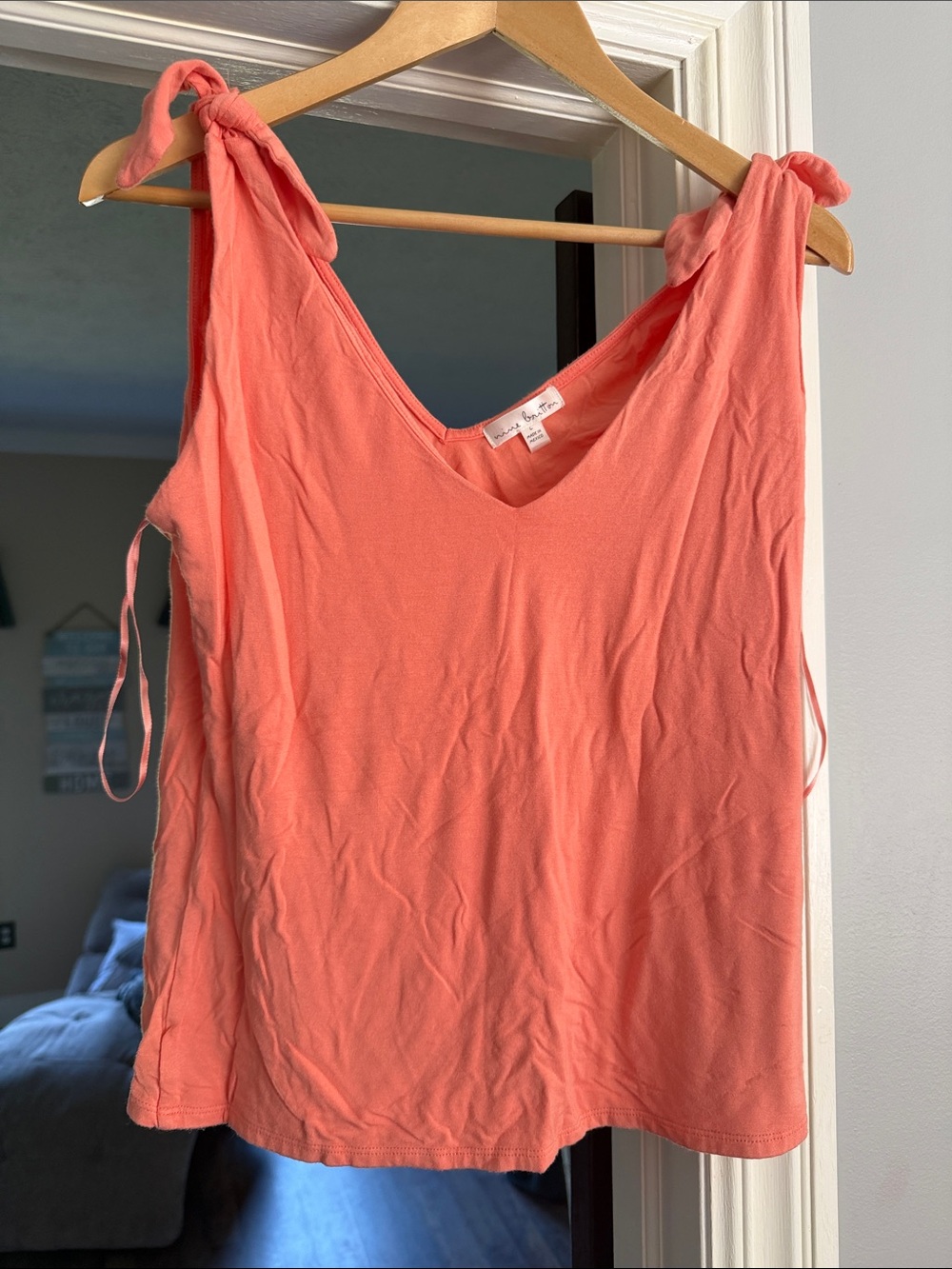 nine britton Coral Tie-Shoulder V-Neck Tank